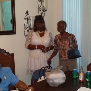 Meet your Posher, Irissie